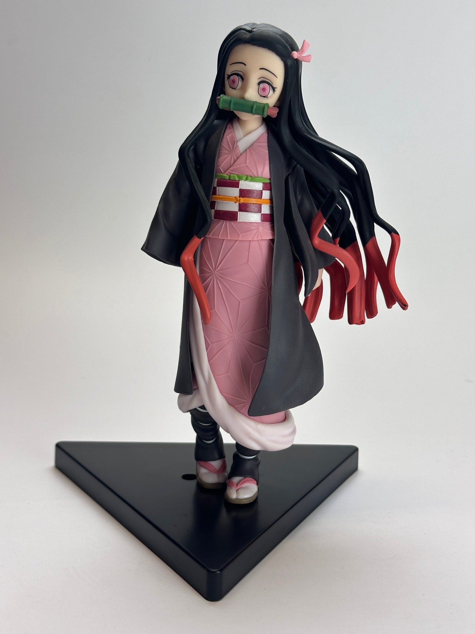 FIGURA DEMON SLAYER NEZUKO KAMADO SIBLING BONDS SPM MUY BUEN ESTADO Sega Otaku Village