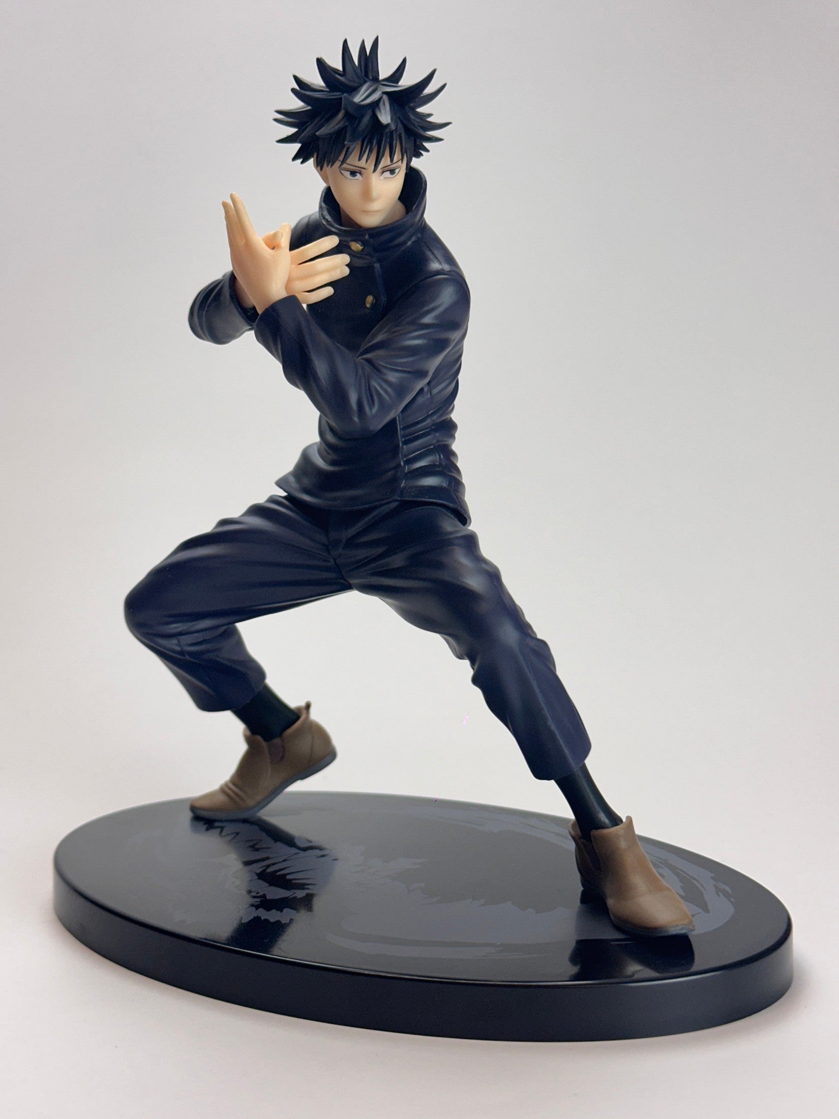 FIGURA JUJUTSU KAISEN FIGURA MEGUMI FUSHIGURO TAITO MUY BUEN ESTADO Taito Otaku Village