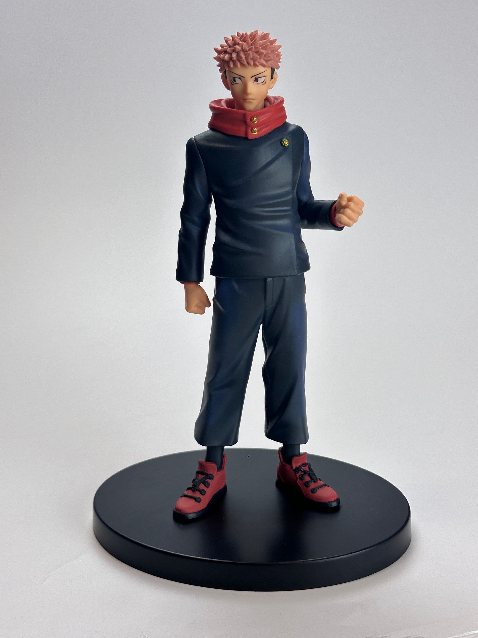 JUJUTSU KAISEN FIGURA YUJI ITADORI BANPRESTO MUY BUEN ESTADO Banpresto Otaku Village